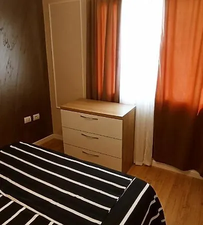 Appartement Old Train Tirana