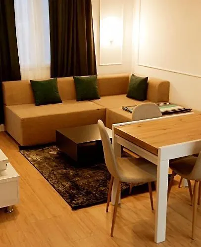 Old Train Appartement *